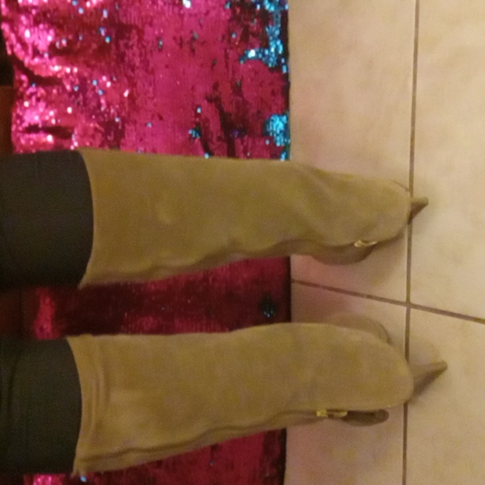 Babyphat Boots - Picture 4 of 5